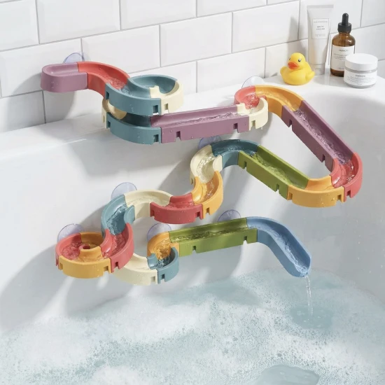 DIY vodní skluzavka – nekonečné kombinace drah