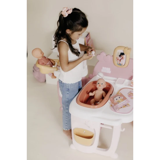 Hrací centrum Baby Nurse pro panenky se 3 zónami – Smoby SM220394