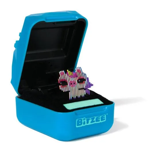 Spin Master Bitzee Interaktivní digitální zvířátka Magicals Kouzelní digitální přátelé Bitzee Magicals, interaktivní hračky, které reagují na dotek a pohyb.