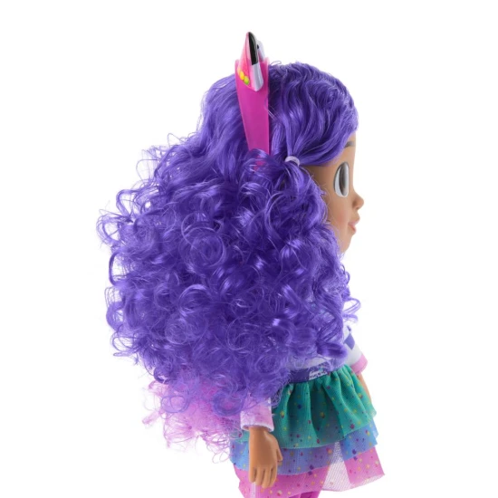 Gabby's Dollhouse – interaktivní panenka „Zpívej a oslavuj“ se zvuky Panenka Zpívej a oslavuj s oboustrannou kočičí čelenkou