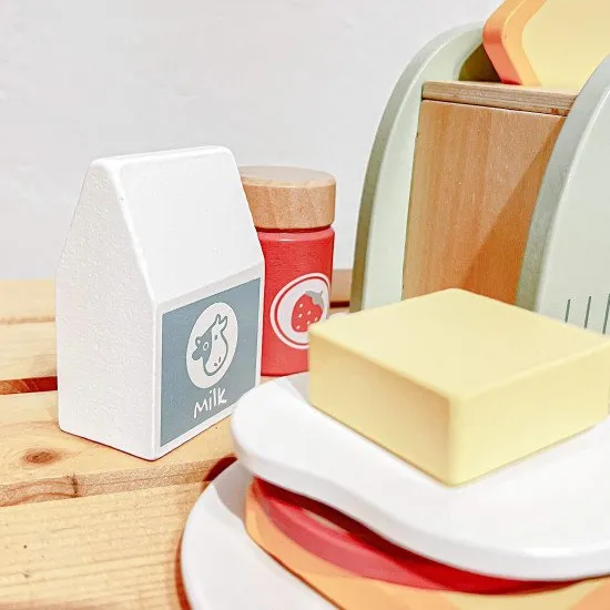 Dětský topinkovač ze dřeva Pastel