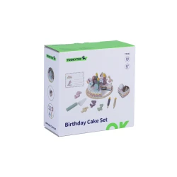 Narozeninový dort se svíčkami