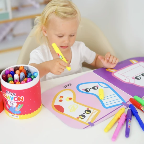 Barevné jemné omyvatelné voskovky pro děti v praktickém boxu – 36 kusů