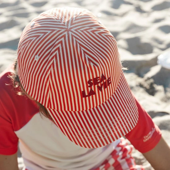 Plážová kšiltovka s UPF 50+ Sea La Vie