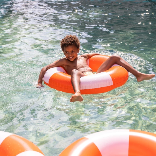 Nafukovací kruh Swim Essentials Malý záchranář – velký proužkový kruh 90 cm pro děti i dospělé