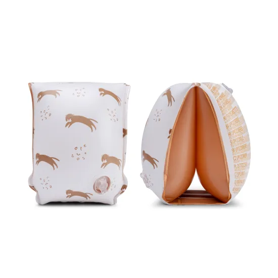 Nafukovací dětské plavecké rukavice Swim Essentials Brown Leopard pro děti, ideální pro plavání v bazénu i u moře.