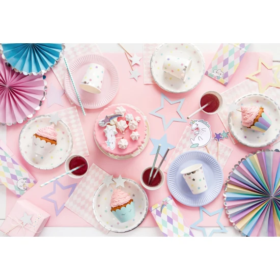 Párty kelímky s hvězdami jsou ideální pro každou dětskou oslavu.