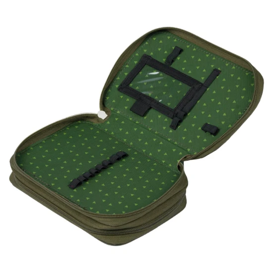 Dvoupatrový školní penál s motivem dinosaura, s praktickými poutky a kapsou na drobnosti.