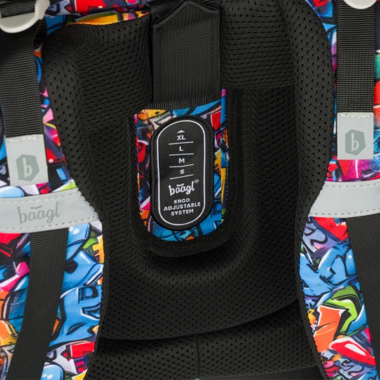 Školní batoh Zippy Skatepark – ergonomická batoh s originálním designem, výklopným otevíráním a reflexními prvky