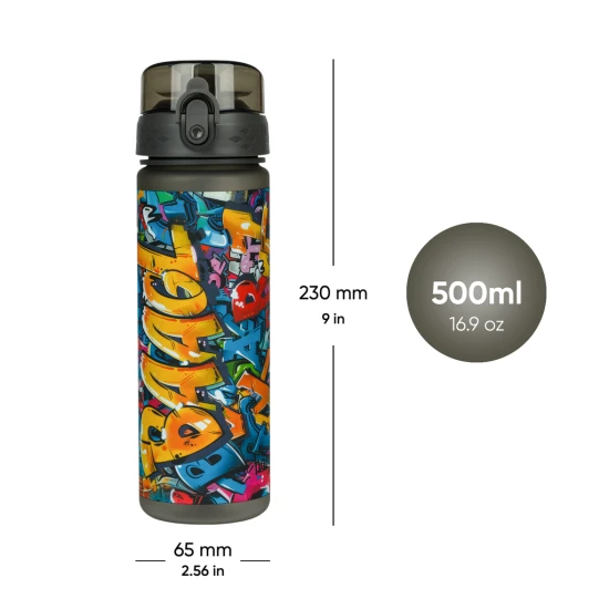 Tritanová láhev na pití Skatepark 500 ml s praktickým uzávěrem a veselým motivem.
