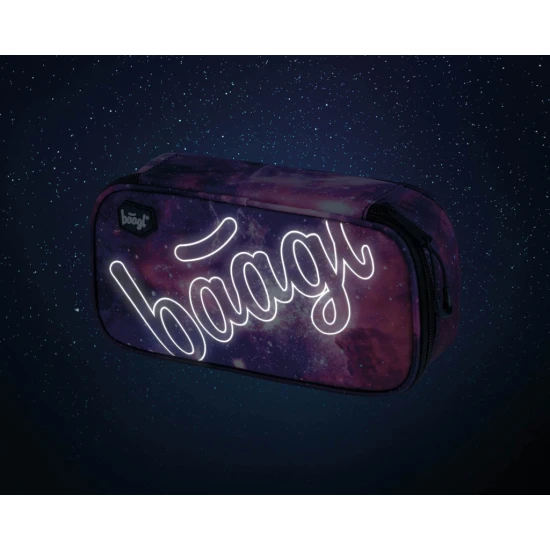 Penál Skate Galaxy s moderním designem a praktickými funkcemi, ideální pro uspořádání školních potřeb.