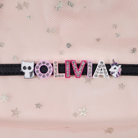 Přívěsek písmeno O na dětský náramek se jménem Nojomojo