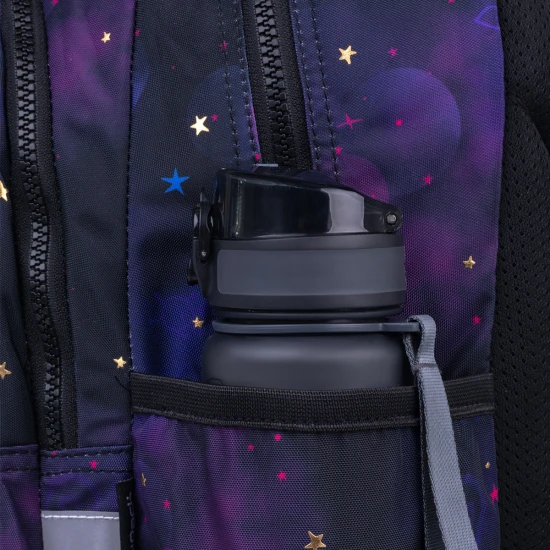 Dětský batoh Toby Stitch Gold – zlatý design pro malé školáky