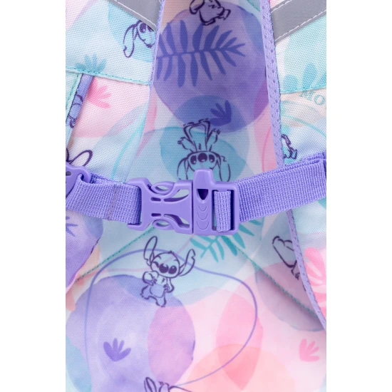 Dětský batoh Toby Stitch Pastel s polohovatelnými ramenními popruhy a bezpečnostní píšťalkou.