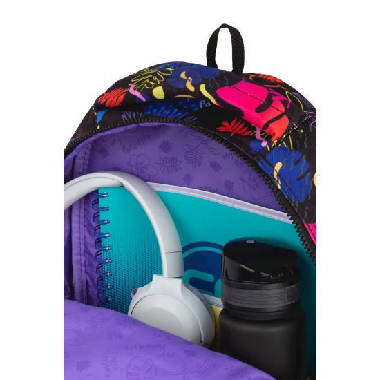 Školní batoh Coolpack Prime Stitch Black se dvěma přihrádkami a polstrovanými ramenními popruhy.