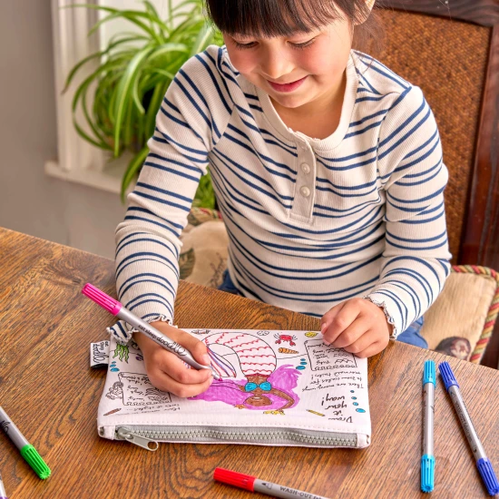 Penál Mermaid k vybarvování s fixy eatsleepdoodle