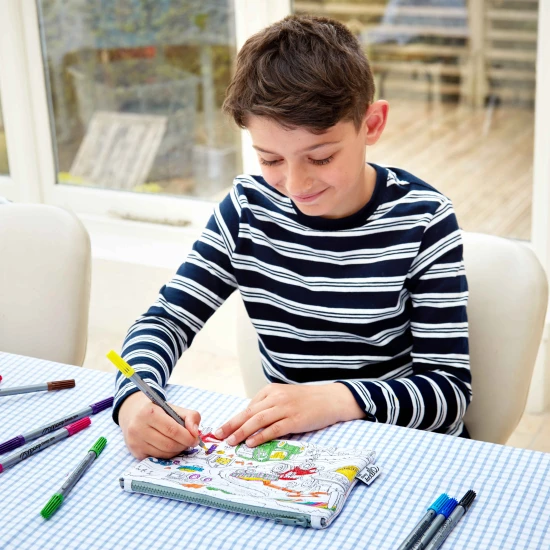 Penál Working wheels na vybarvování s fixy eatsleepdoodle