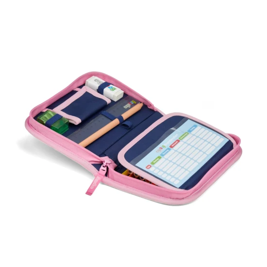 Školní penál Ergobag Magic růžový - 20-dílný set s pastelkami, pravítkem a struhadlem, ekologický a praktický penál pro děti. 