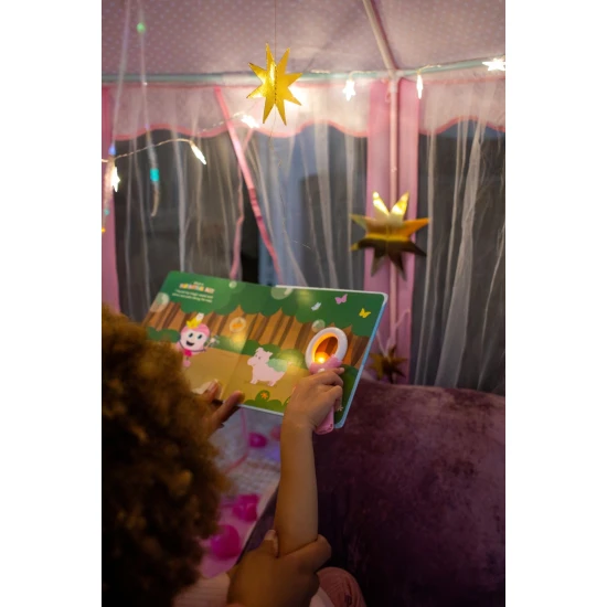 Interaktivní svítící kniha Glo Pals, Princezna Ida a její ztracená kouzelná hůlka, série Light-Up Library Interaktivní svítící kniha Glo Pals, Princezna Ida a její ztracená kouzelná hůlka, série Light-Up Library