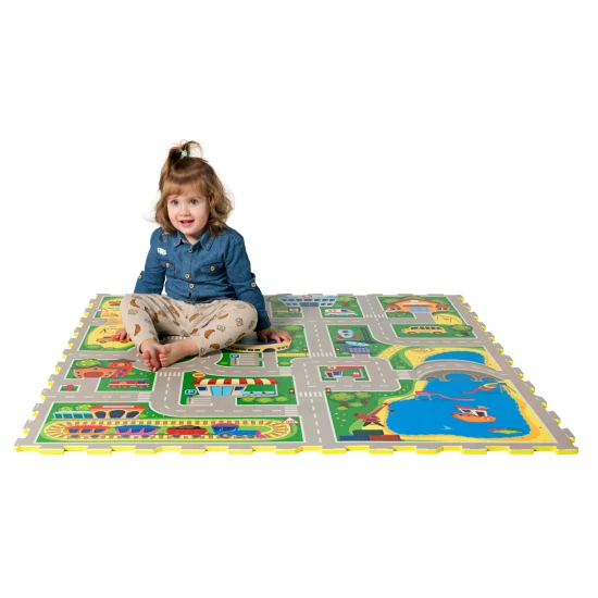 Hakuna Matte Hrací podložka Puzzle Město 1,2 x 1,2 m Vytvořte si fantastické puzzle město s odnímatelnými vozidly.