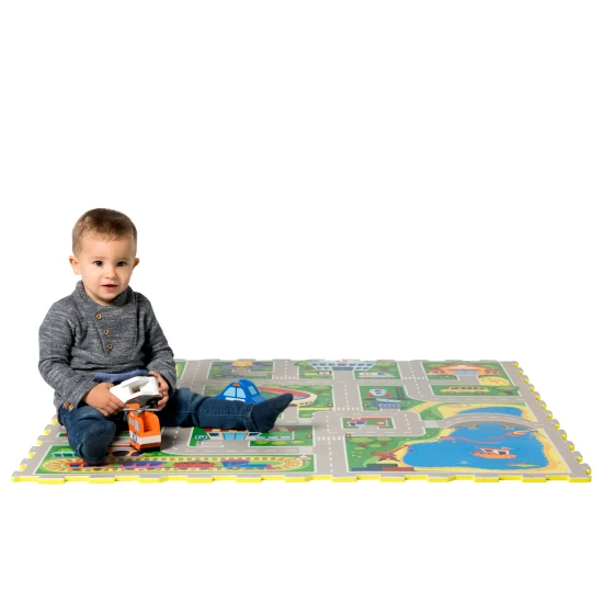 Hakuna Matte Hrací podložka Puzzle Město 1,2 x 1,2 m Vytvořte si fantastické puzzle město s odnímatelnými vozidly.