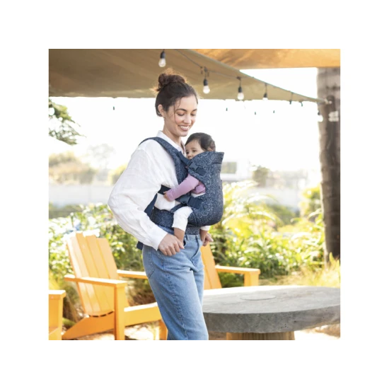 Infantino Nosítko Flip 4v1 Convertible Navy