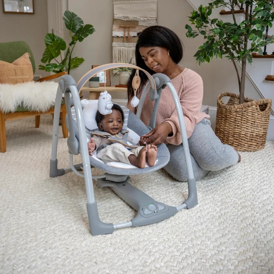Konvertibilní cestovní houpačka s melodií Bella Teddy™ 0m+ do 9 kg Ingenuity 11023-2