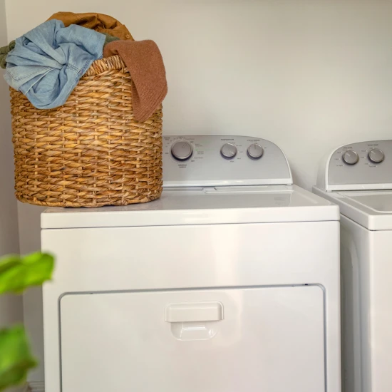 Konvertibilní cestovní houpačka s melodií Bella Teddy™ 0m+ do 9 kg Ingenuity 11023-2