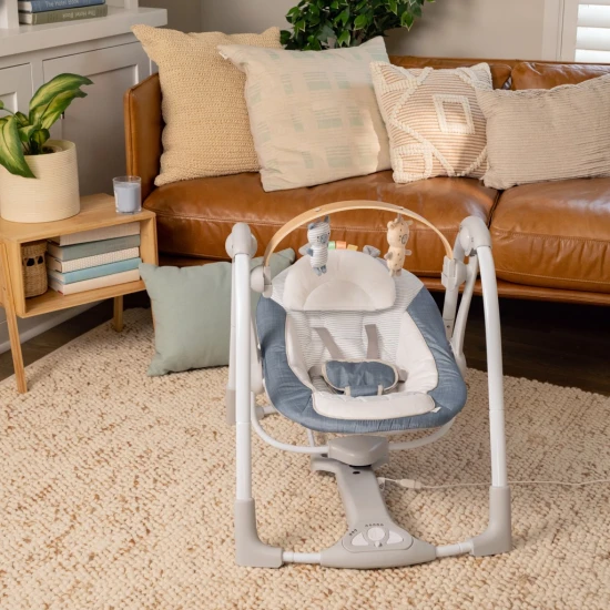 Konvertibilní houpačka s melodií Swing 'n Go Chambray 0m+ do 9kg Ingenuity 16925-1