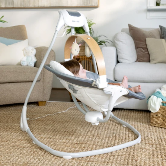 Pohupující hudební houpačka Parker™ 0m+, do 9 kg Pohupující hudební houpačka Parker™ 0m+, do 9 kg Ingenuity 16926-1