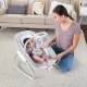 Velká houpačka s vibrujícím lehátkem a melodií USB 2v1 Raylan 0m+ do 9 kg Ingenuity 11791-1