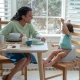 Podsedák na židli My Spot™ Grey 6m+, do 15 kg Ingenuity 17481-3
