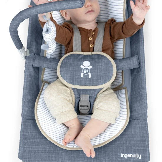Masážní lehátko vibrující s melodií Happy Belly™ Rock-to-Bounce Chambray 0m+ do 9 kg Ingenuity 16854-2