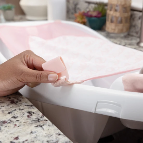 Vanička Comfy Clean™ Deluxe růžová Ingenuity 17138-4
