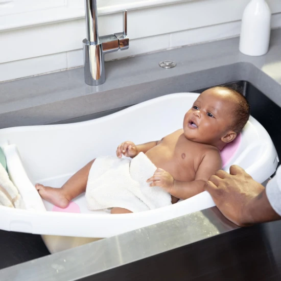 Vanička Comfy Clean™ Deluxe růžová Ingenuity 17138-4