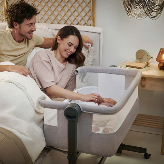 Polohovatelná dětská postýlka Nestee Up2 Full Light Grey Kinderkraft KLNEE002LGRF000