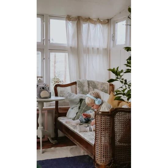 Lalarma Bezdrátová Sluchátka s RGB osvětlením – pohodlí, styl a bezpečný zvuk pro děti a teenagery