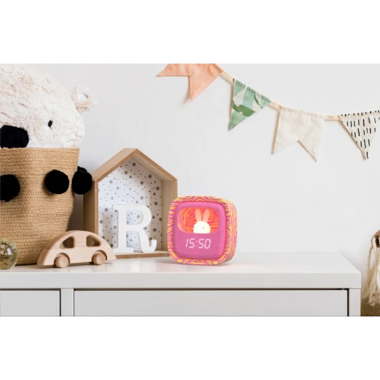 MOB Budík a noční světlo Zebra Růžový Budík a noční světlo Zebra umožní dětem usínat beze strachu ze tmy a vstávat šťastněji a snadněji.