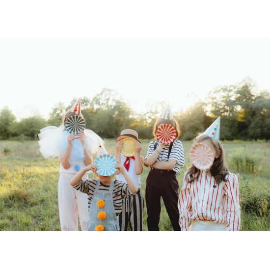 Talíře Cirkus 6 ks Papírové talíře s motivem cirkusu oživí každou párty.