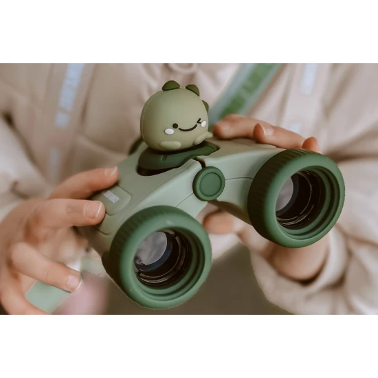 The Zoofamily Dalekohled Zoo eyes Dinosaurus Dětský dalekohled Zoo Eyes ve tvaru dinosaura se zeleným designem a 8x zvětšením