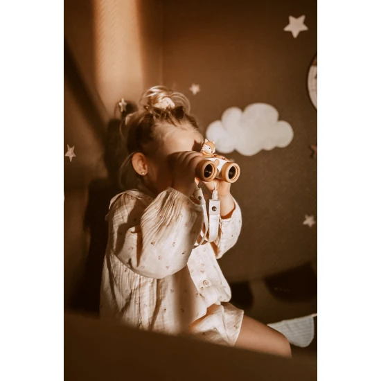 The Zoofamily Dalekohled Zoo eyes Liška Dětský dalekohled Zoo Eyes ve tvaru lišky s oranžovým designem a 8x zvětšením