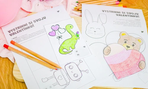 Stáhněte si: Vystřihni si věnování ke Dni matek