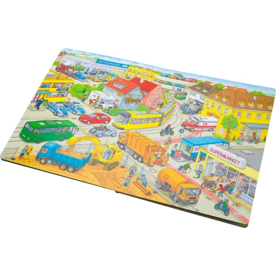 Na silnicích, na dálnicích, na závodní dráhě, ale i jinde – všude jsou k vidění auta a různá další vozidla.