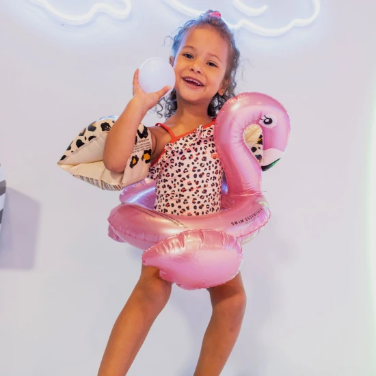 Dětský nafukovací kruh Swim Essentials s designem plameňáka v růžové barvě – průměr 55 cm