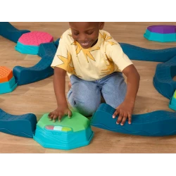 Překážková dráha s LED schody pro nekonečné možnosti hraní