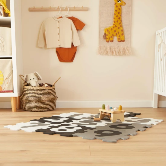 Bieco Pěnová hrací podložka s čísly puzzle black & white 10 ks BIECO_19201507