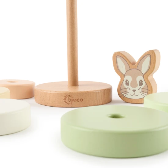Bieco Dřevěná stohovací věž králíček Fine BIECO_24330050