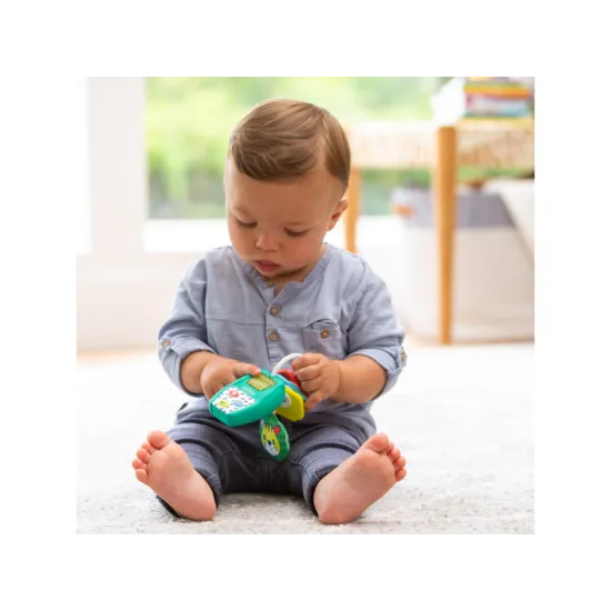 Barevné klíčky z příjemného materiálu s ovladačem, který po zmáčknutí svítí a hraje pět melodií a zvuků. 