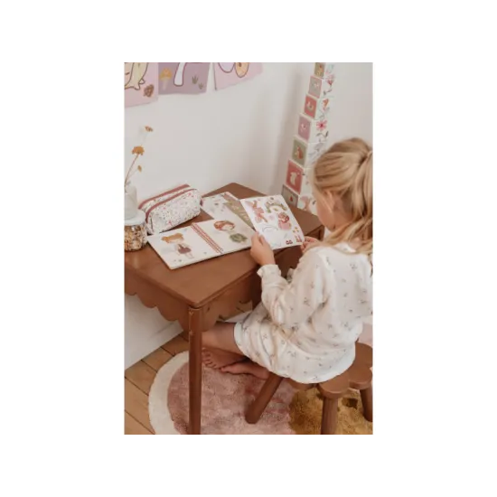 Kreativní hra pro děti: Oblékací knížka Fairy Garden