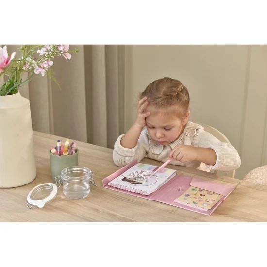 Omalovánky s vodovkami a samolepkami Rosa Fairy Garden